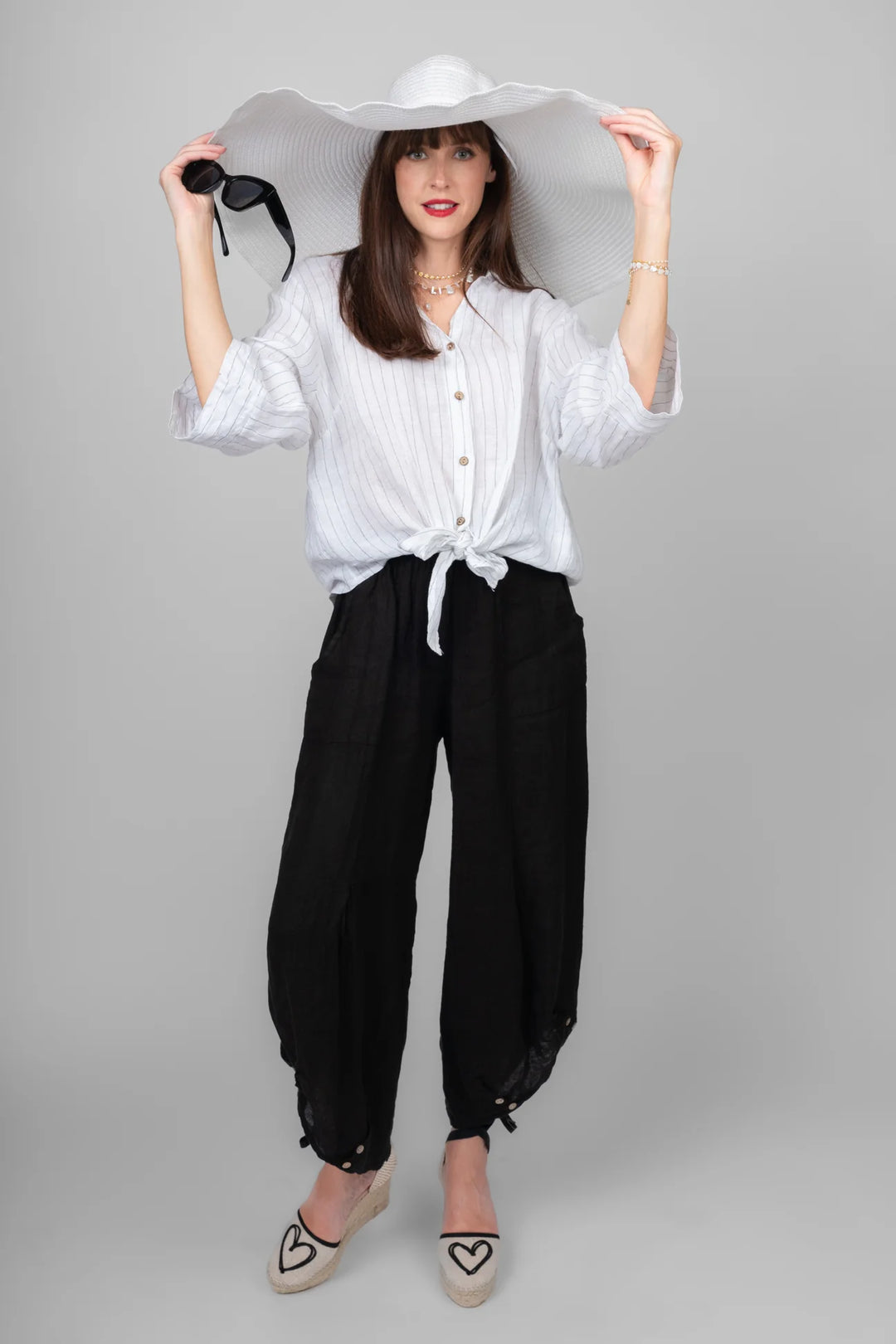 Me & Gee Pull On Ballon Hem Capri Pant