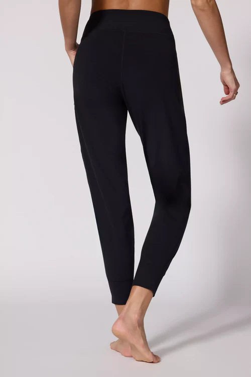 MPG Vital High-Rise Front Pocket Jogger