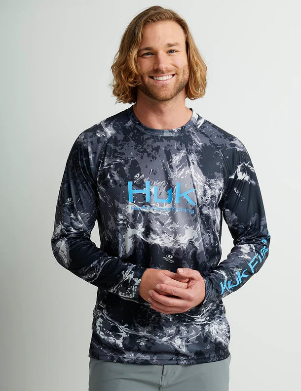 Huk Mossy Oak Pursuit Performance Crew