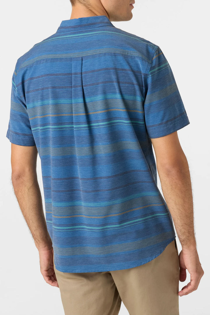 O'Neill Men's Traveller UPF Traverse Stripe Relaxed Shirt