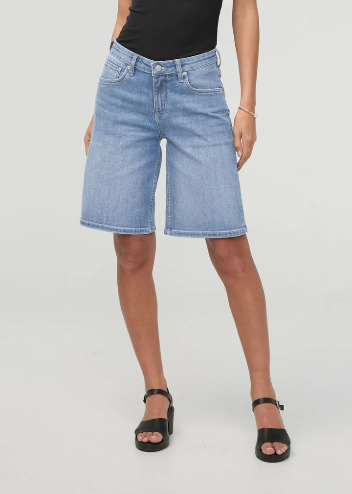 DU/ER Women's Performance Denim + Mid Rise Loose Short