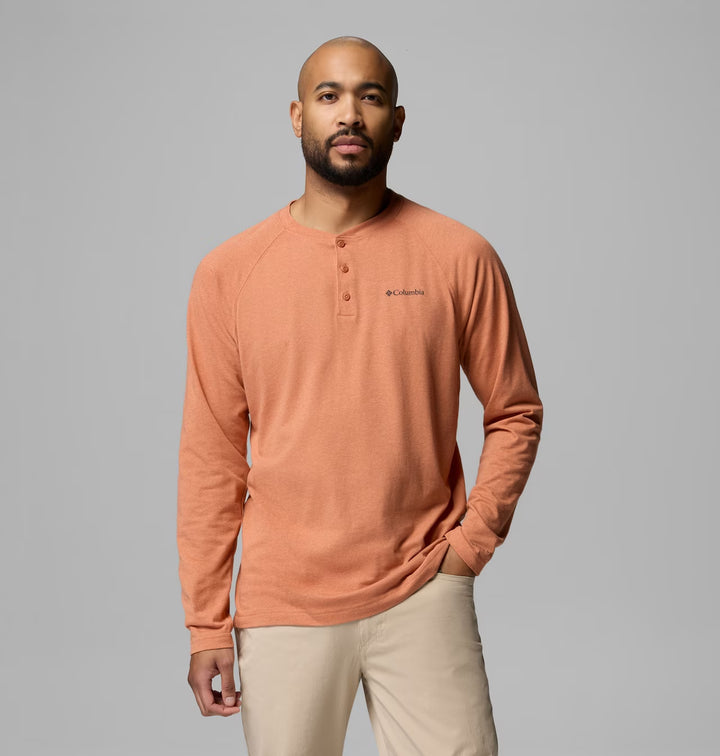 Columbia Men's Thistletown Hills Raglan Henley