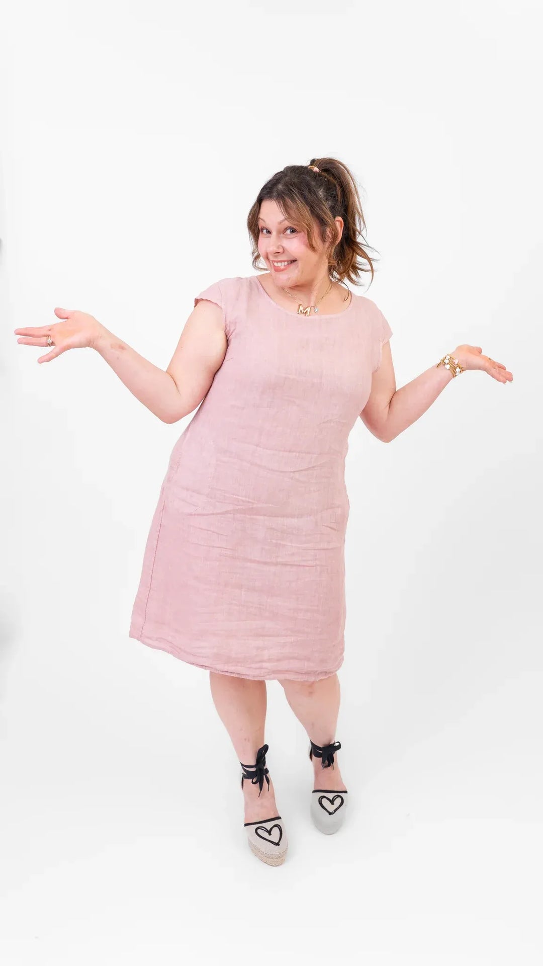 Me & Gee Cap Sleeve Linen Shift Dress