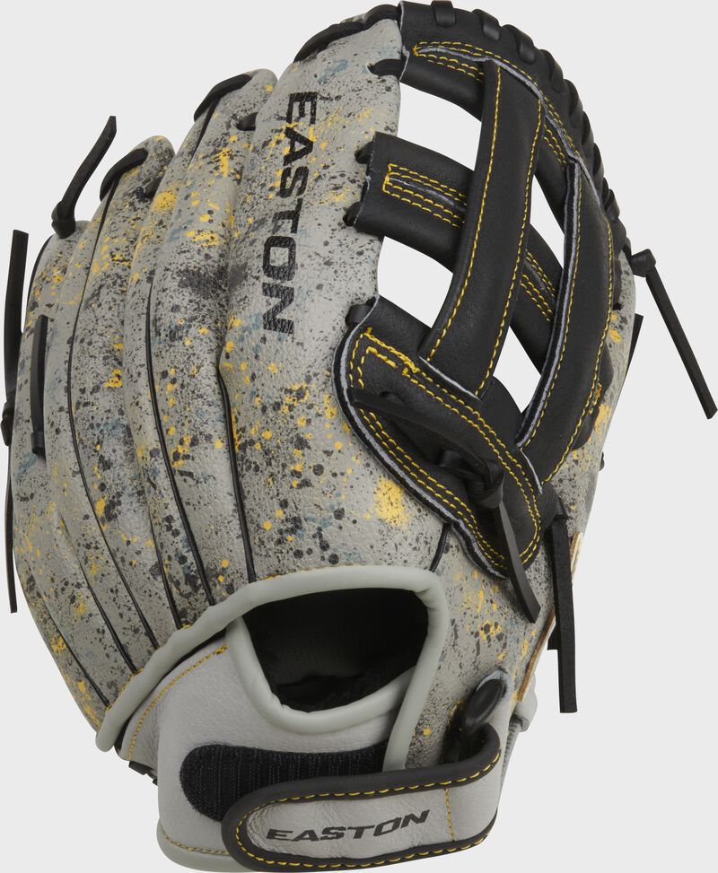 Easton Havoc 11" Infield Youth Baseball Glove