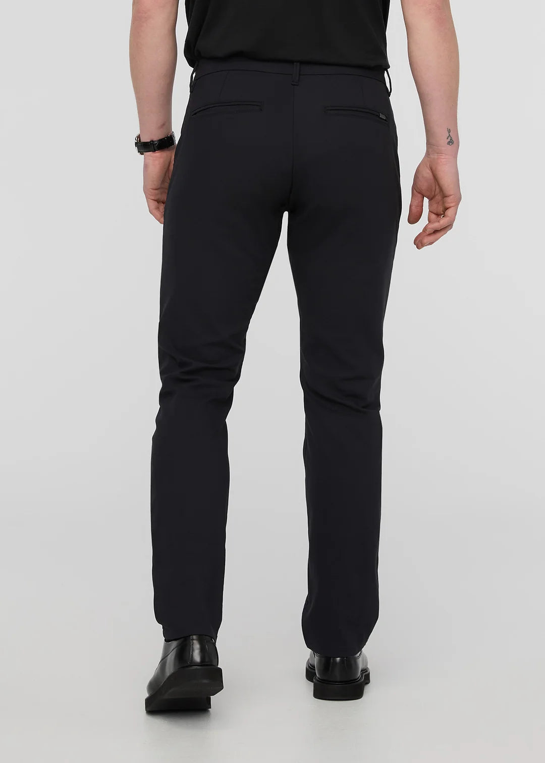 DU/ER Men's NuStretch Athletic Taper Trouser