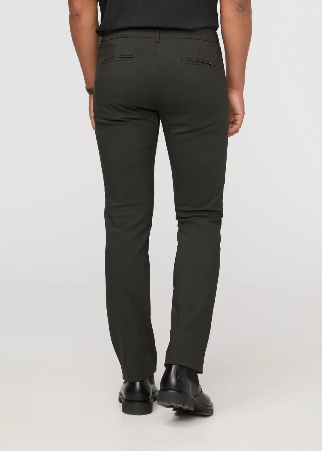 DU/ER Men's NuStretch Athletic Taper Trouser