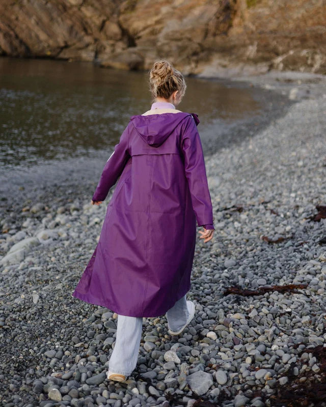 The Mernini Women's Raincoat - The Petite