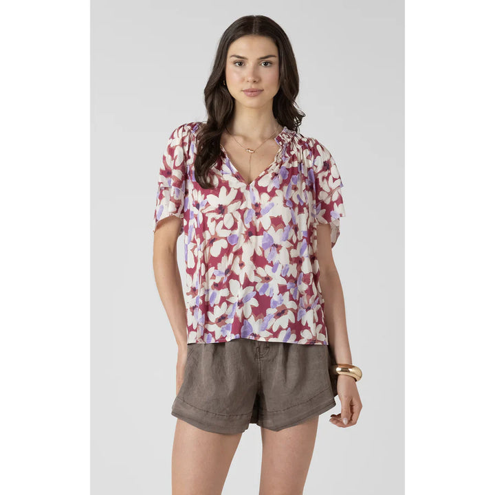 Dex Flutter Sleeve Blouse