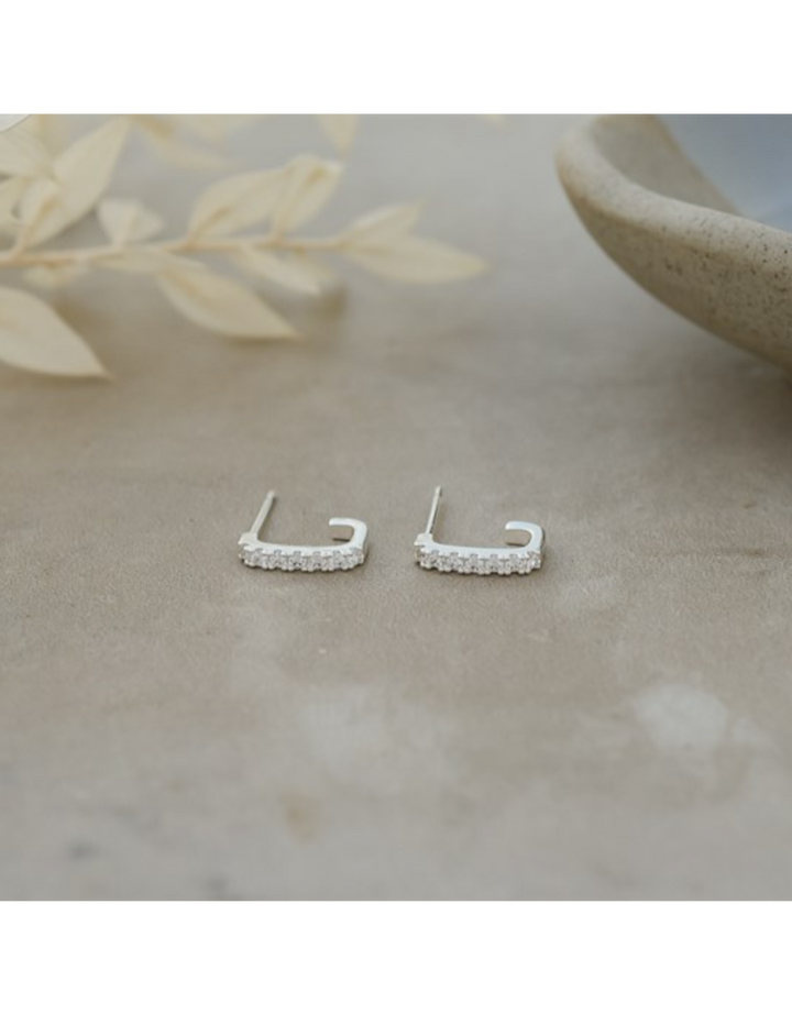 Glee Jewelry Smitten Studs