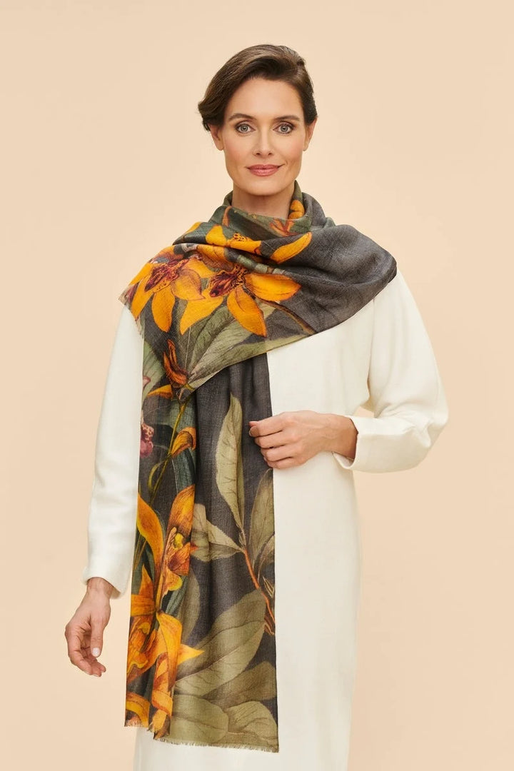 Powder Wool Wrap Scarf