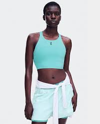 On Cloud Women's Performance Crop