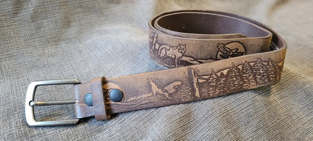 Europa Dezines' Wildlife Embossed Premium Leather Belt