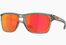 Oakley Sylas