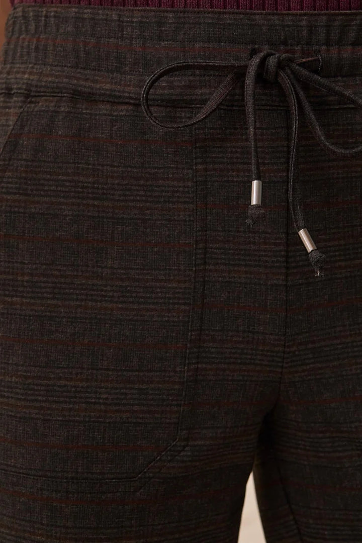 Tribal Soft Ponte Elastic Waist Pull-On Ankle Pants